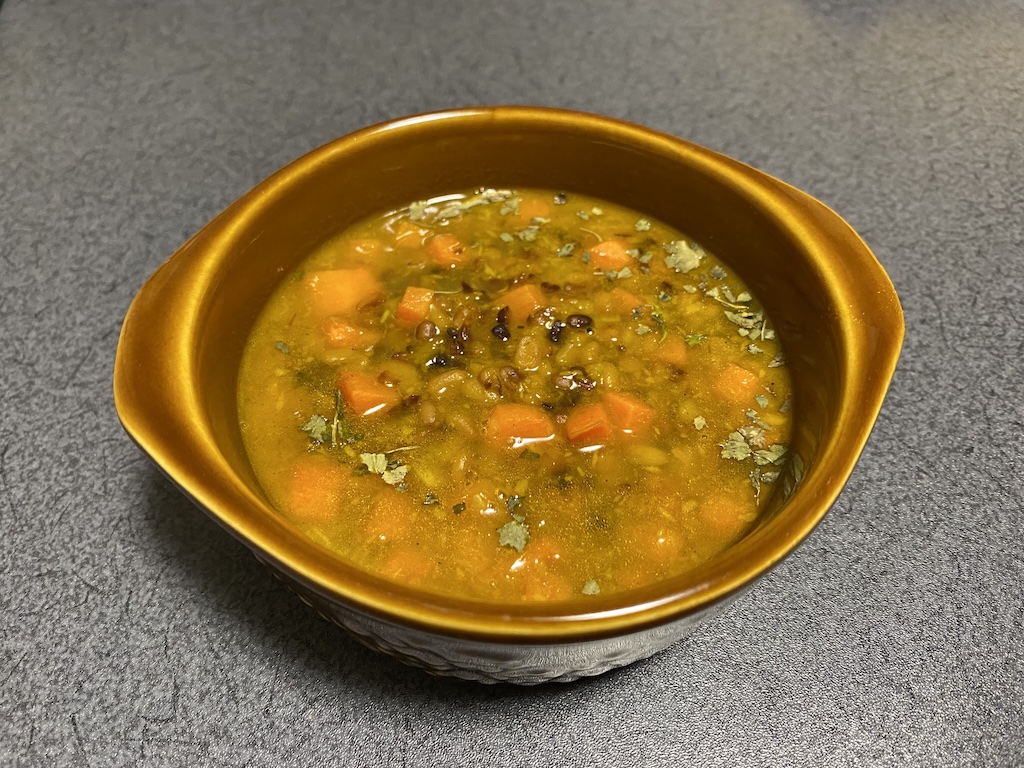 ムング豆と人参のスープ